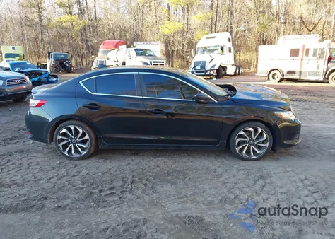 2018 Acura Ilx Special Edition z USA, uszkodzony, nr VIN 19UDE2F43JA001780